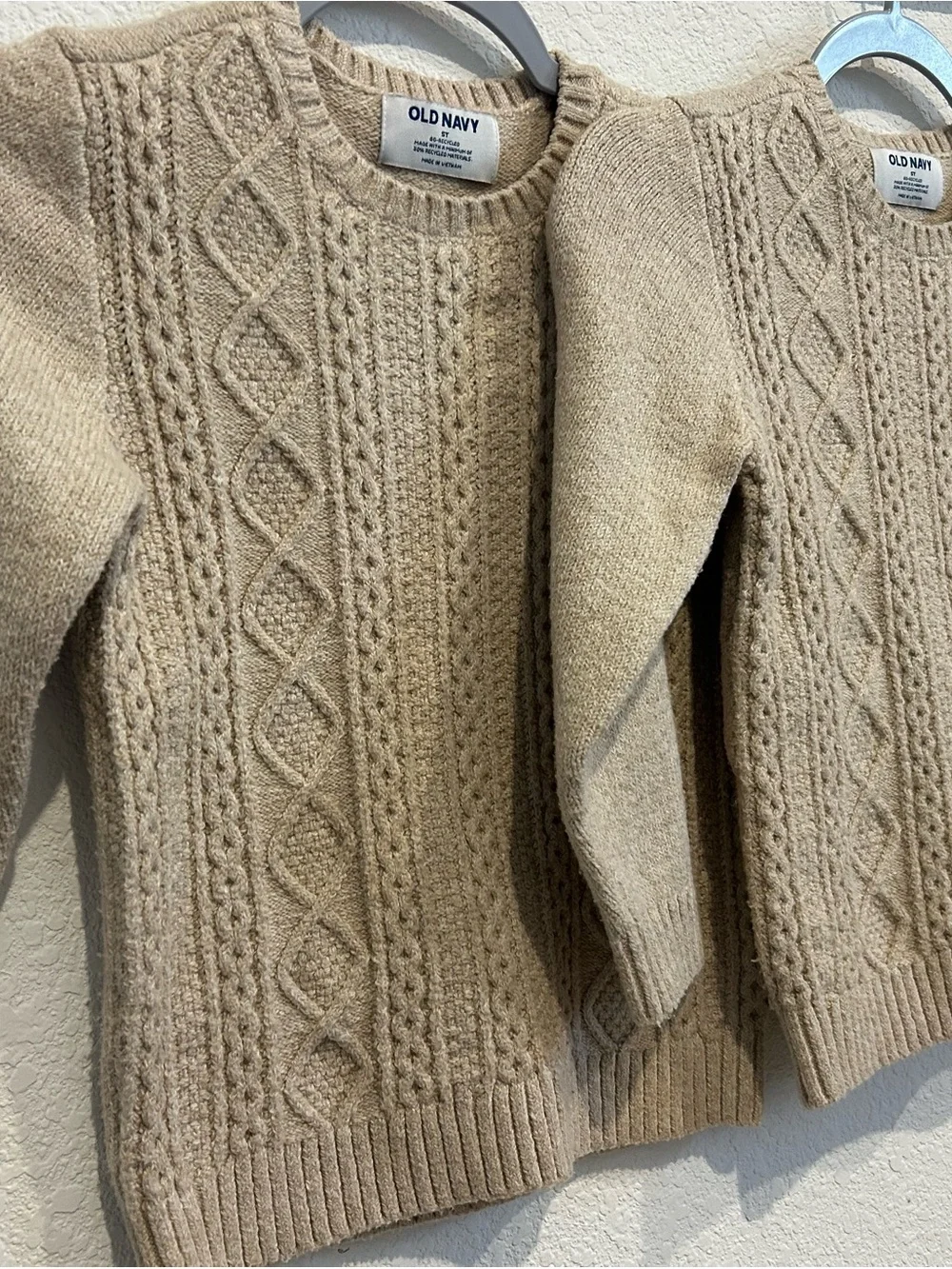 Old Navy classic crewneck
